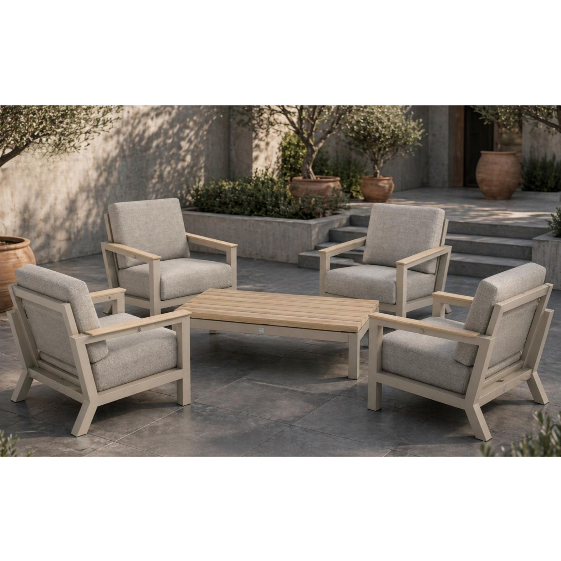 4 Seasons Outdoor Capitol 4 Seat Lounge Set with Coffee Table