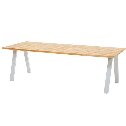 4 Seasons Outdoor Ambassador Table